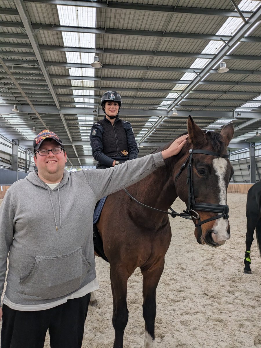 LaTrobe Lifeskills visiting the Victoria Police Mounted Branch and Dog Squad.