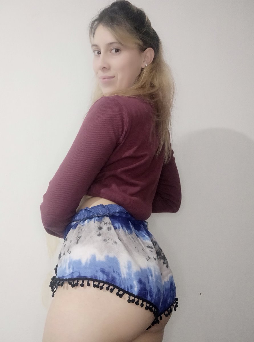 loveebunnys's tweet photo. ~❤️~ 
My beautiful shorts 😈 
.
Mi bonito shorts 😈 https://t.co/4z1qp0eokT