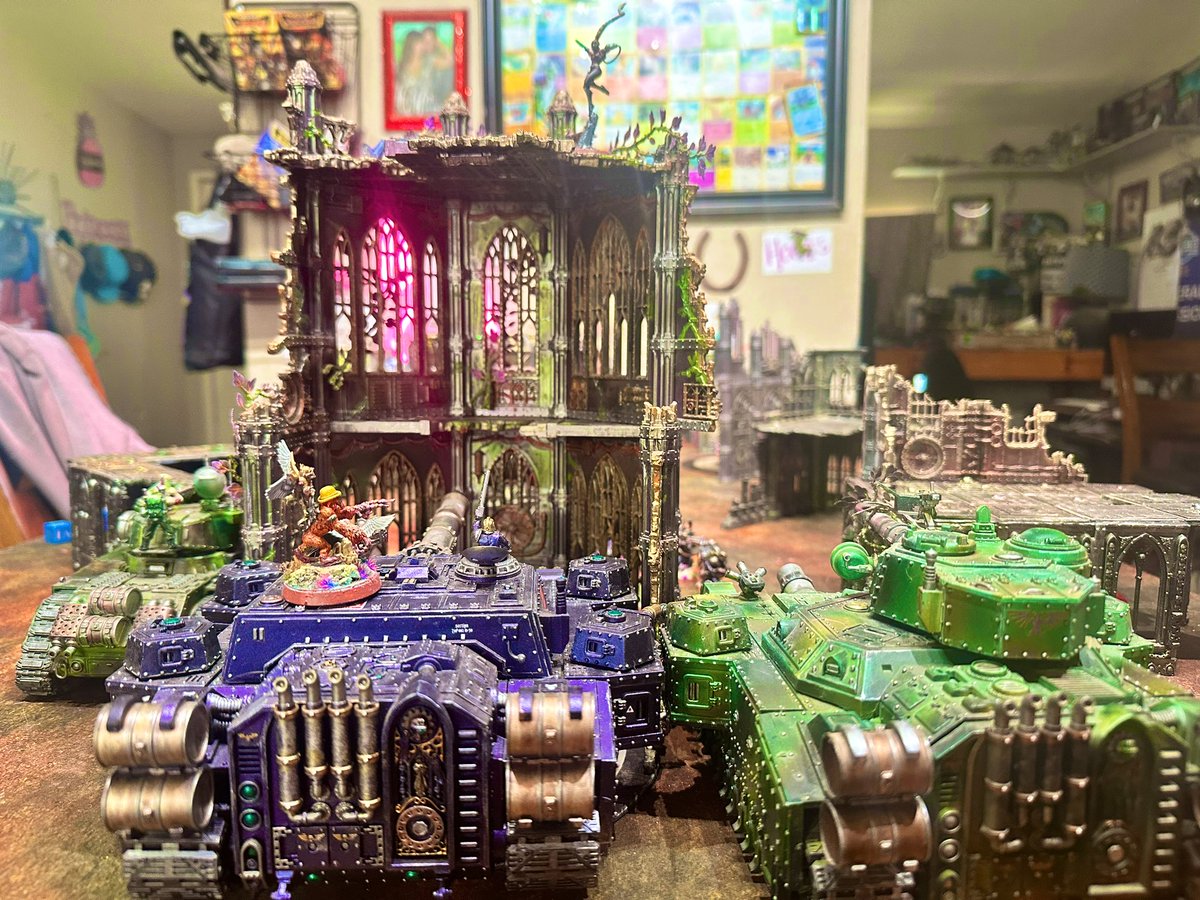 WAPhammer16's tweet photo. We love a good Baneblade parking garage ⚔️ #warhammer40k #warhammer40000 #warhammer #shadowsword #baneblade #imperialguard https://t.co/3h95wEsScM