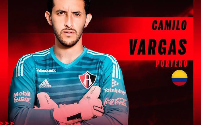 AeMeGe23's tweet photo. Porque ustedes lo pidieron 🧵de cómo se armó el plantel de un equipo BICAMPEÓN en Orlegi 

Camilo Vargas 🇨🇴
Portero
la segunda opción después de Jeremías Ledesma fue adquirido por 1.5 mdd para llegar al equipo en 2019 https://t.co/euzaY9Fgbm