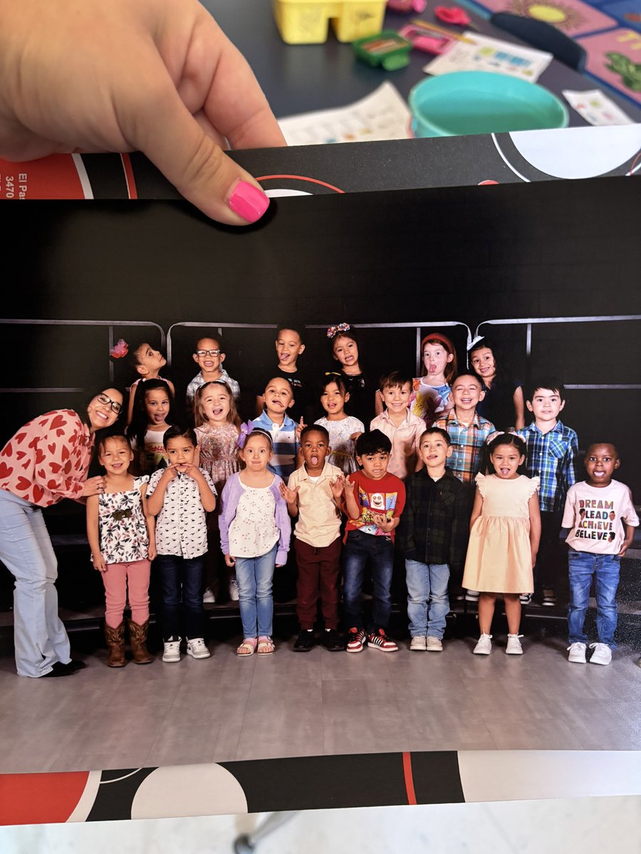 Last day of Pre-K for my little babies!! Thank you for the memories. I know you’ll do amazing in kinder!!!! 🥰💙🩷🫶🏻 #prek #ontokinder #endofyear #oursillyfaces #classpicture #findtheartinyourheart @MSmith_PDNFAA