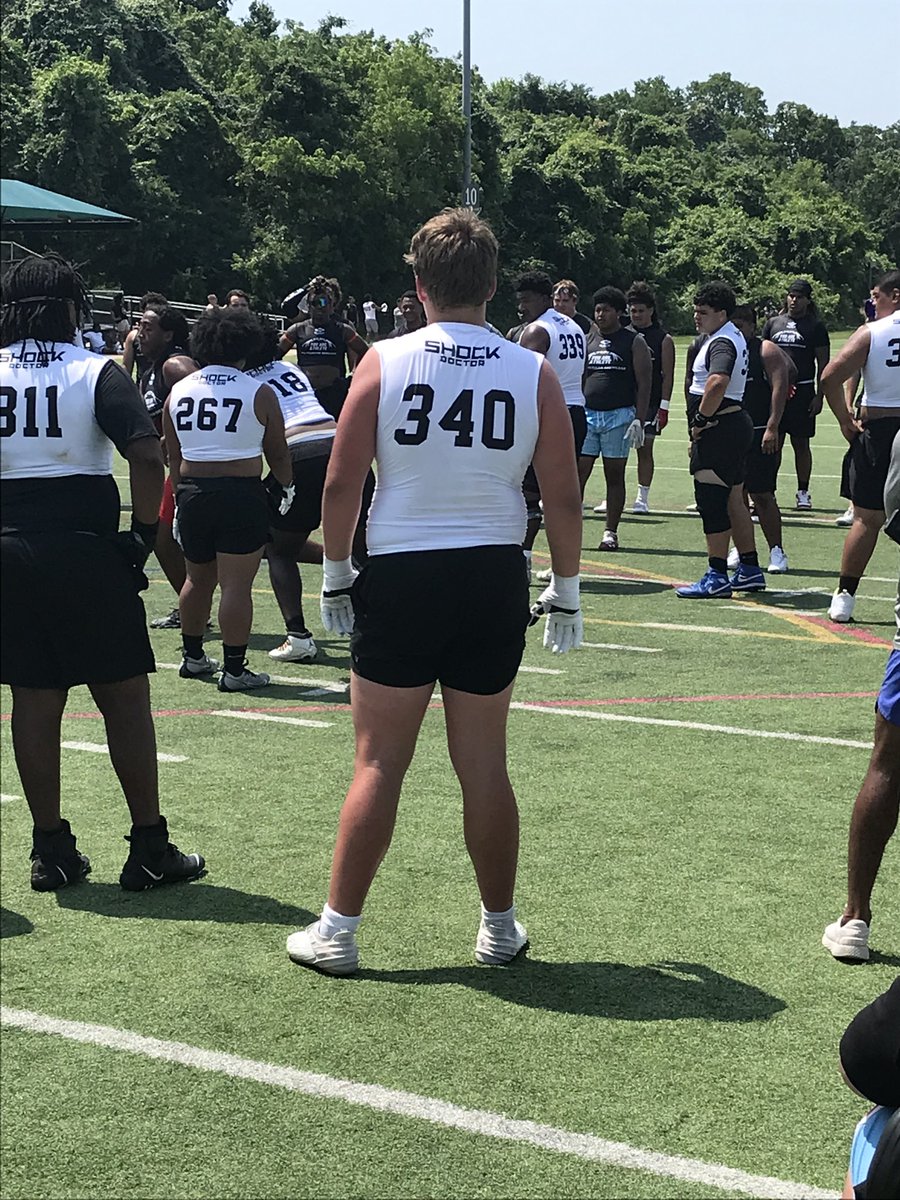 Back at it again at the Jed Stugart Football Mega Camp this weekend at @LindenwoodFB with my teammates @paytanbunner and @franksanders69 can’t wait to get to work! @CoachSilkowski @RailersFootball @DeepDishFB @JennyCz27 @BHoward_11 @Excelspeed12 @Rivals @247Sports @PrepRedzoneIL