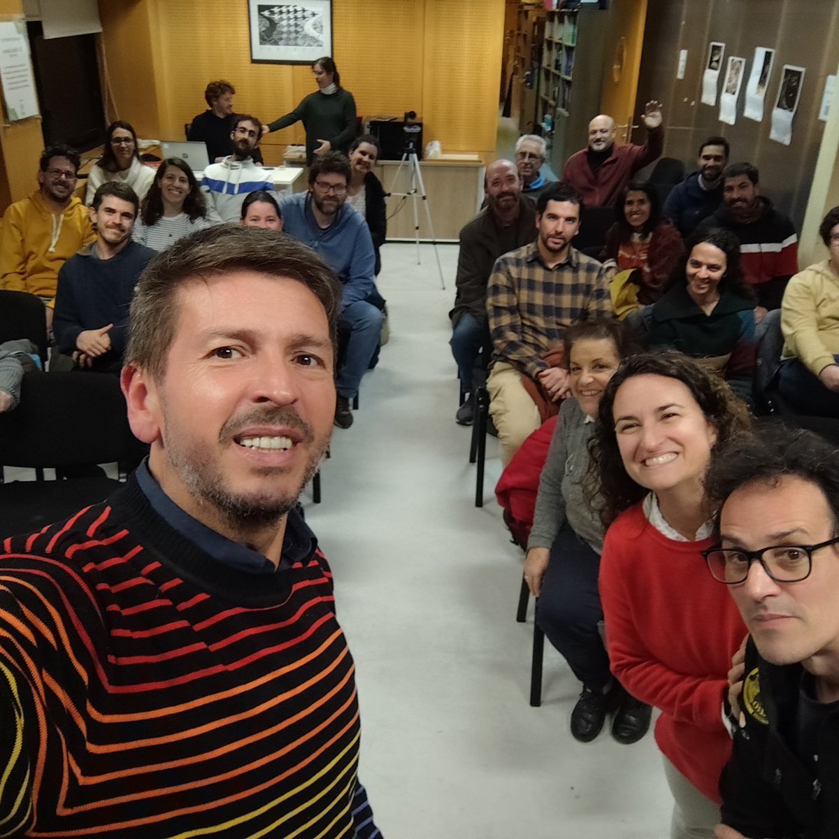 GVIllaOK's tweet photo. Hoy comenzamos este curso, organizado por @PEDECIBA.
Un gran espacio de encuentro que compartimos con investigadoras e investigadores, junto con @danielaht y @Leo___Lagos
Nos vemos el lunes en la segunda clase‼️ https://t.co/WvrysMmfIC