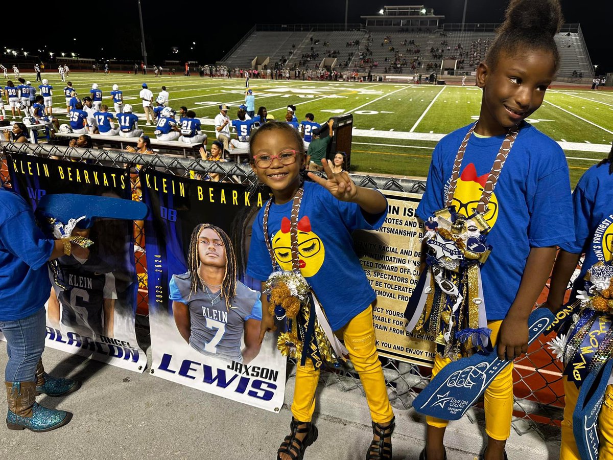 🗣️2 days and @JaxsonLewis12 will be a Klein High school graduate! 

🗣️May he NEVER NOT know the Love & Support of his Village🥹😍🥲 #WeGotYou 

#graduationloading #classof2024 💙💛#futureSNUstudentathlete 🩶🤍 #lastone #mamabearkatOUT