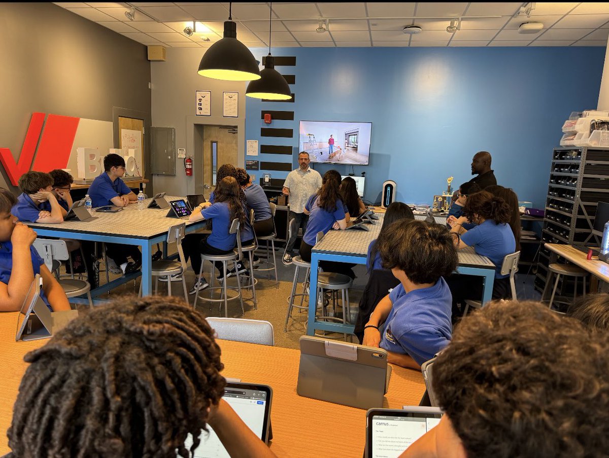 Hawkins Street School was happy to welcome our principal for a day Mr. Anthony Neis. He is a Senior Software Development Engineer for Amazon. Thank you and we enjoyed you sharing your experience & learning so much about technology from your expertise. #WeAreHawks