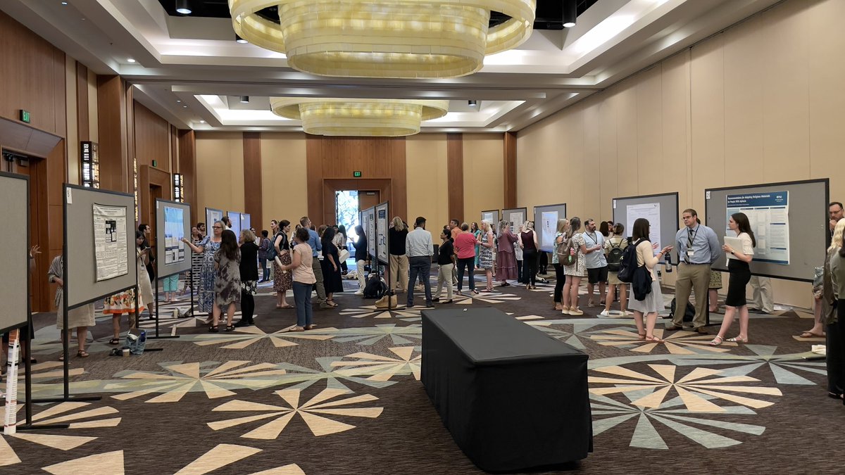 Second poster session was a success! Thank you all for sharing a variety of topics with all the attendees! 🙌🏼 #cac2024