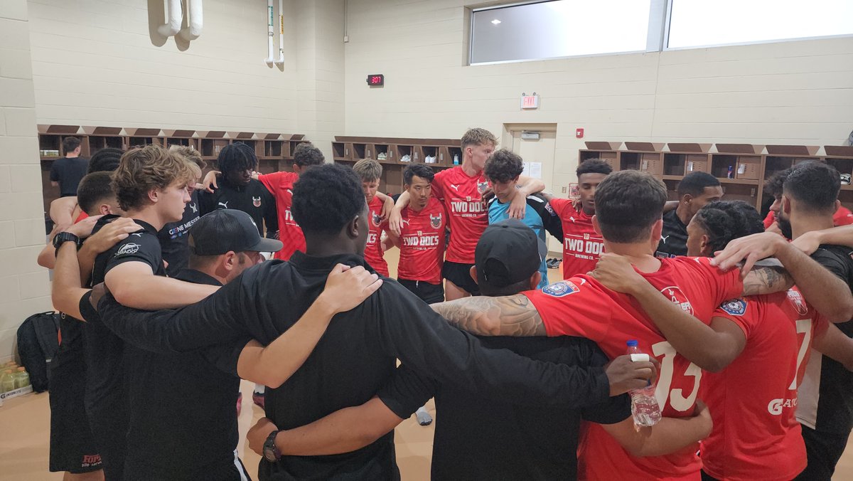 RockinPregame's tweet image. Players were ready to play, but mother nature had other plans.

Lighting delay at Lowrey Field. Austin United FC takes on the Lubbock Matadors after the weather clears.

#NPSL #LubbockMatadors #MakeIt