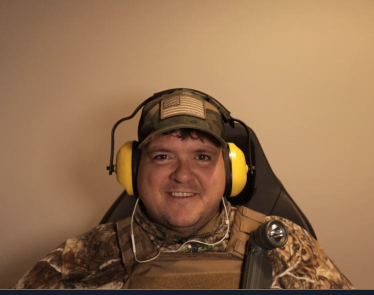 SOS_BowhunterVP's tweet photo. the nicest smile you'll see in Lamang #grayzonewarfare #gzw come hang out! BowhunterVP on twitch. https://t.co/iOh0w8hIBw