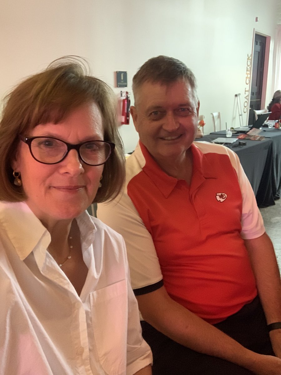 Sara Goodburn (@saragoodburn) on Twitter photo KC Ambassadors Gala 2024 ❤️💛 benefitting Police Athletic League of KC. <a href="/kc_ambassadors/">Kansas City Ambassadors</a> <a href="/Chiefs/">Kansas City Chiefs</a> Awesome event 💯💯💯 KC Ambassadors Gala 2024 ❤️💛 benefitting Police Athletic League of KC. <a href="/kc_ambassadors/">Kansas City Ambassadors</a> <a href="/Chiefs/">Kansas City Chiefs</a> Awesome event 💯💯💯