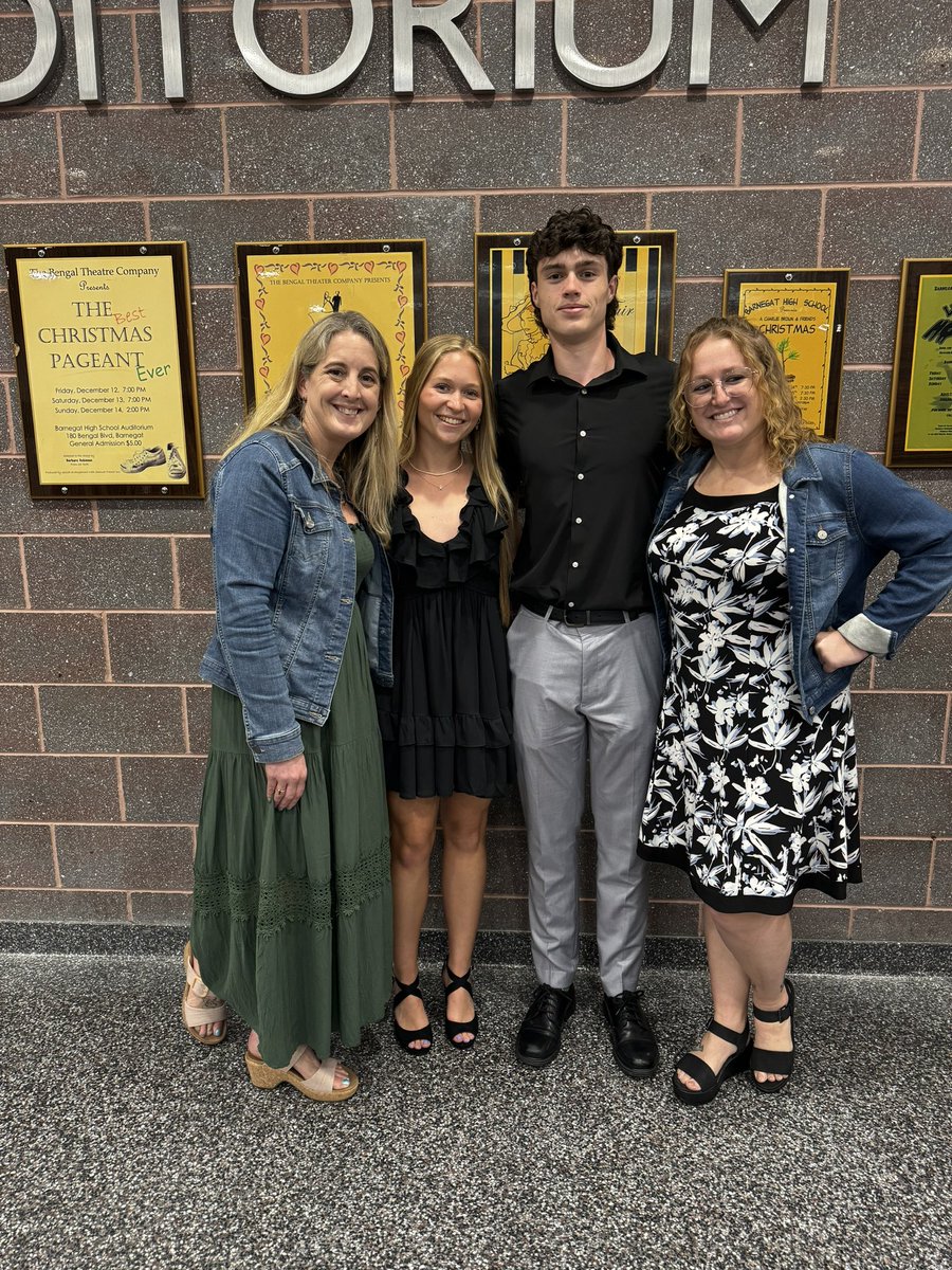 Congratulations to all of our swimmers &amp; managers who were awarded scholarships tonight - Julia, Burton, Finkle, Camryn, Kailei, Madison, Marina, Emalie, Kiley, Catey, Schumann, and Alyson.

So proud of all of you!

<a href="/CoachT_BHS/">Coach T</a>