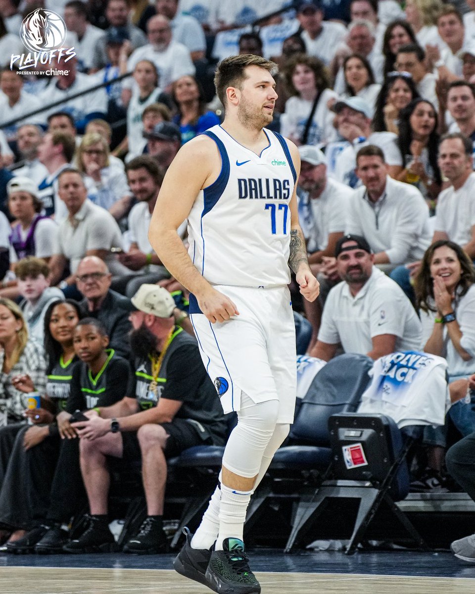 dallasmavs's tweet photo. 20 points in 12 minutes for Luka, NBD 🥵 https://t.co/PHnSLXKKH9