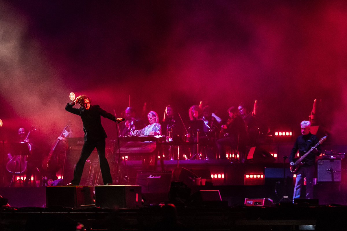 In the words of <a href="/welovepulp/">Pulp</a>: Oh, what a hell of a show 💘

📸 Eric Pamies 
#primaverasound #primaverasoundbcn