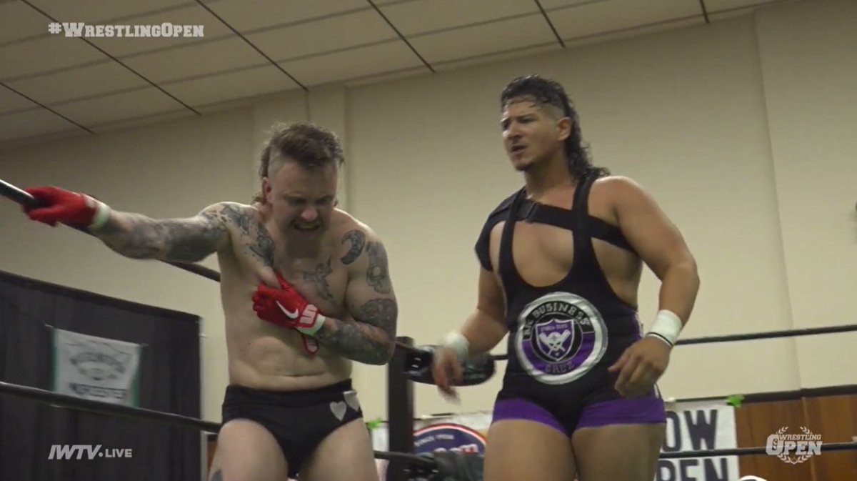 Julio Cruz vs. Love, Doug

This storyline is really fantastic and so watch each and every week!!!

And holy shit! Cruz was on fire tonight! One of my favourite Julio singles matches tonight!

This match was a absolut BANGER!!!!

#WrestlingOpen