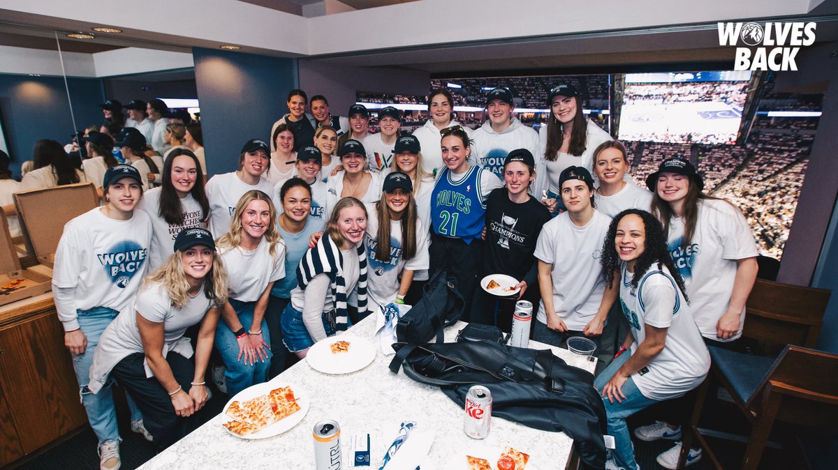 the champs are in the building. 🏆