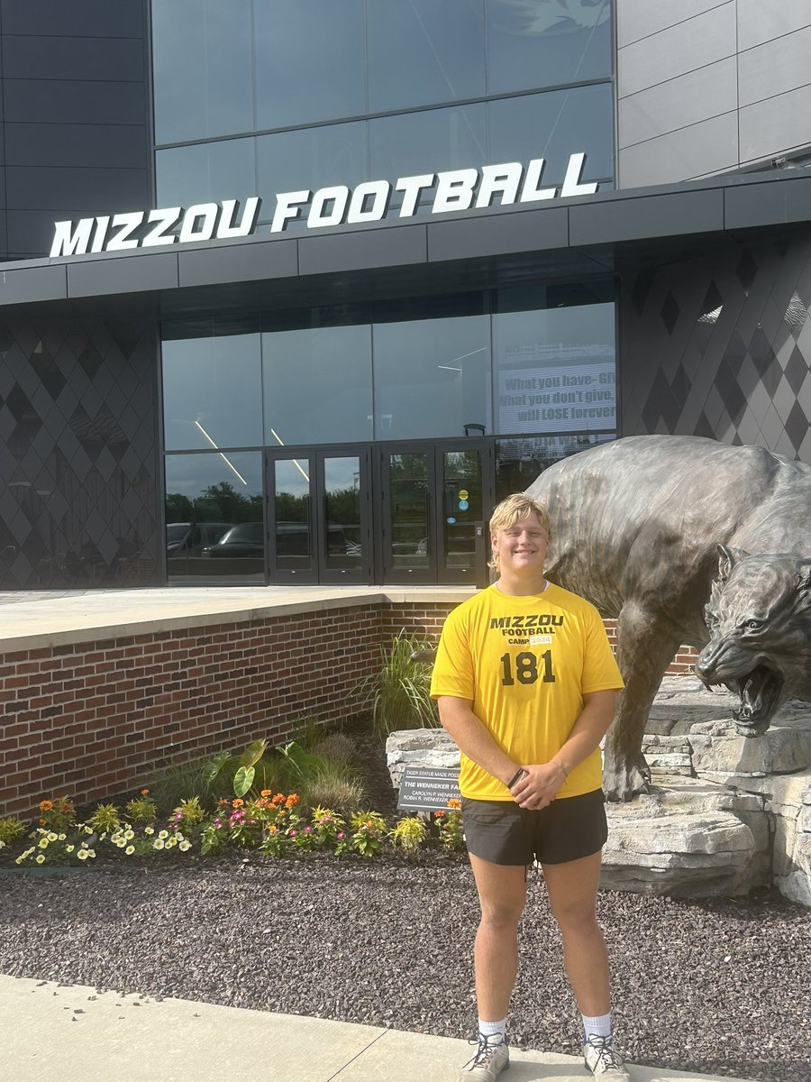 Great camp and great coaching up at <a href="/MizzouFootball/">Mizzou Football</a> <a href="/DLineGURU/">Coach AL Davis</a> <a href="/CoachDrinkwitz/">Eliah Drinkwitz</a> 🐯