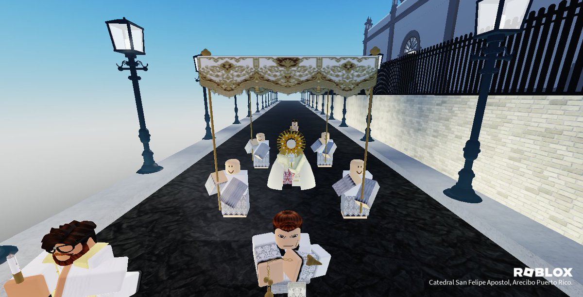 Ro_Arqsj's tweet photo. Ayer la Procesión y Eucaristía en las Primeras Visperas de la Solemnidad Interna del Corpus Christi tuvieron lugar, presididas por el Obispo Diocesano. En esta celebración tuvo un énfasis la Eucaristía en la vida de la Iglesia. La procesión tomó lugar alrededor de la Catedral. https://t.co/c6dvJ4oKMm