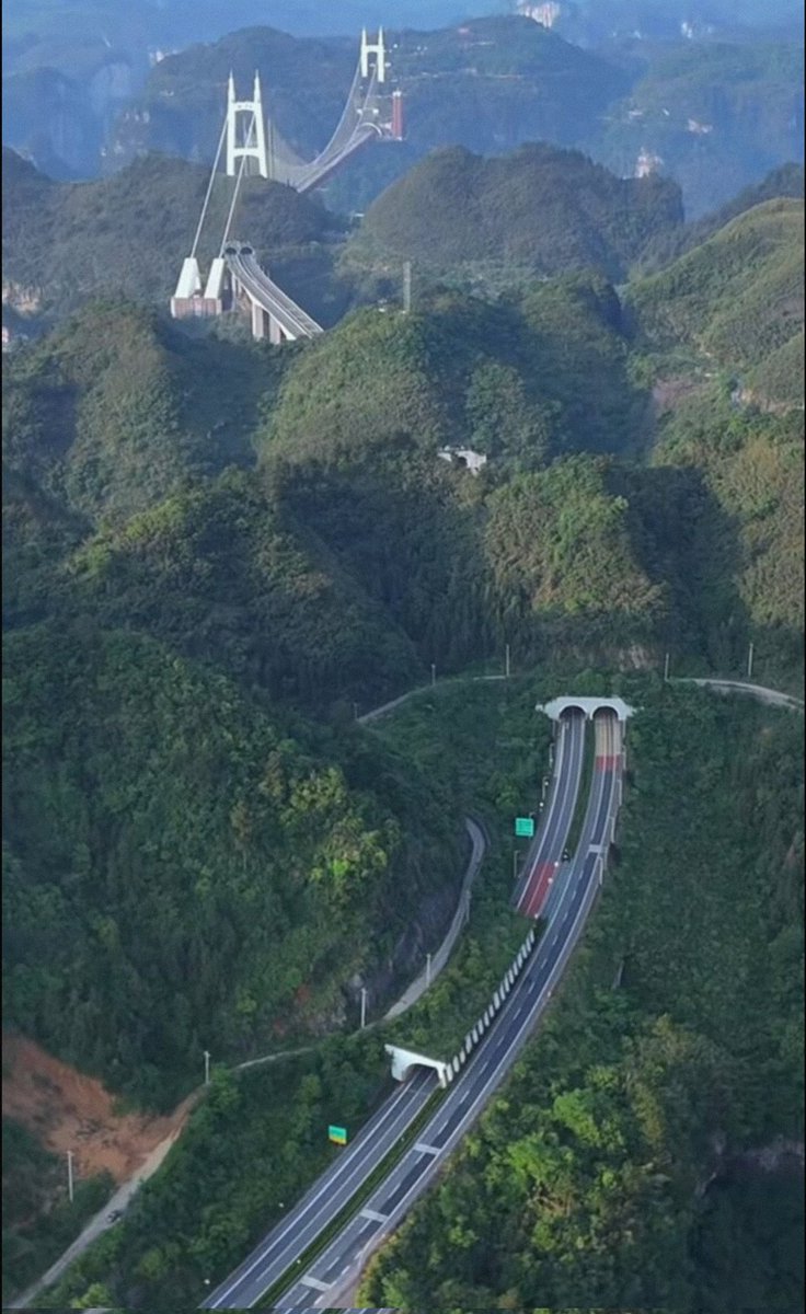 Vía Popayán-Pasto, financiada por Luis Carlos Sarmiento Ángulo y @grupoaval, e inaugurada el 28 de abril de 2021, bajo el excelentísimo gobierno del GORDO MARICA @ivanduque.