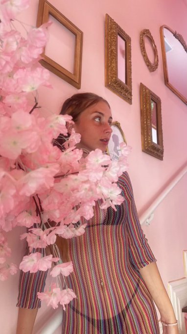 What&rsquo;s my favorite color? https://t.co/hHkKRmv7cP