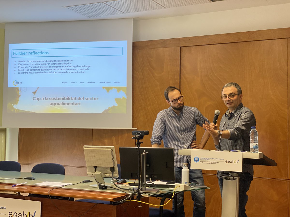 💥Celebrem la reunió final del projecte <a href="/Lab4Supply/">LAB4SUPPLY</a> al #CREDA!

🔬Una jornada per compartir els assoliments i restriccions de cada ‘Living Lab’

🍅Professionals del CREDA i de la <a href="/FMAoficial/">Fund. Miquel Agustí</a> van presentar la seva recerca entorn del #tomàquet

Entrem en la recta final! 🔜