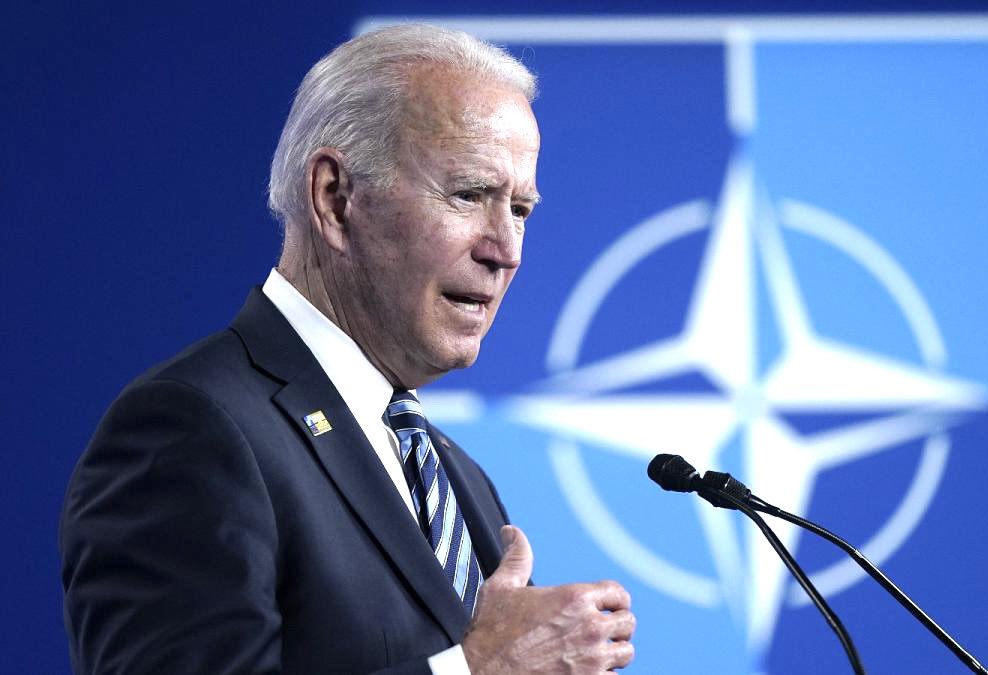 « Joe #Biden autorise l’#Ukraine à frapper la #Russie avec des armes américaines » ! Gravissime ! (cf : lemonde.fr/international/…) #Macron agissait bien en poisson-pilote des faucons de l’État profond, qui n’a jamais renoncé à la 3è guerre mondiale, conformément à la « stratégie