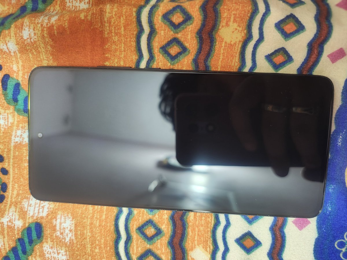 KartikKatara13's tweet photo. 🚨 CASHIFY IS A SCAM !🚨
👎 Disappointed with @Cashify_! Scheduled to sell my mint condition Moto Edge 30, but the rep absurdly claimed the display wasn’t original &amp; pointed out "glue coming out" (it was just dust!). This phone was always used with utmost care. A Thread 1/8 https://t.co/3XsabzrIT9