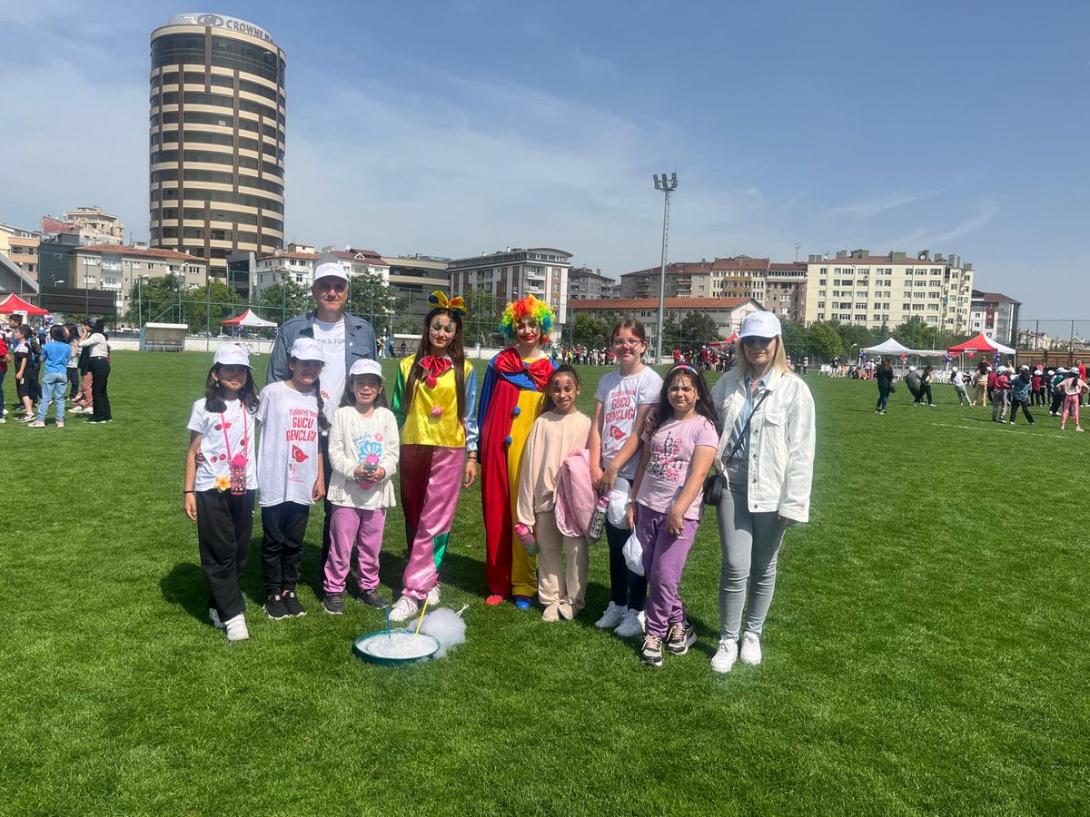 ErsularI's tweet photo. İl milli eğitim müdürlüğümüzün düzenlediği "Geleneksel Çocuk Oyunları" Şenliğine katıldık. Emeği geçenlere teşekkürler. 
@nevsehirmem 
@yusufyaz66 https://t.co/P5wJOEFTCU