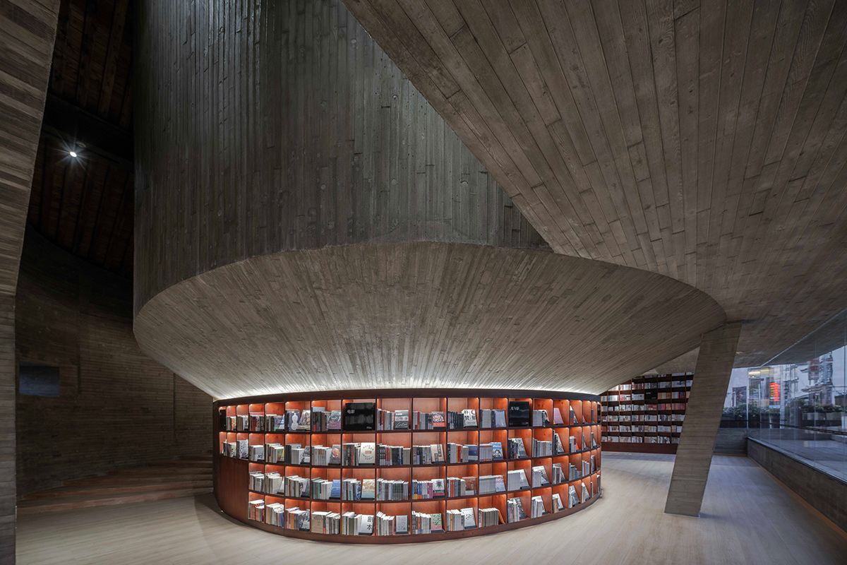 modern #architecture comes to ancient china with luminous bookstore by TAO 📚 buff.ly/3x875rM