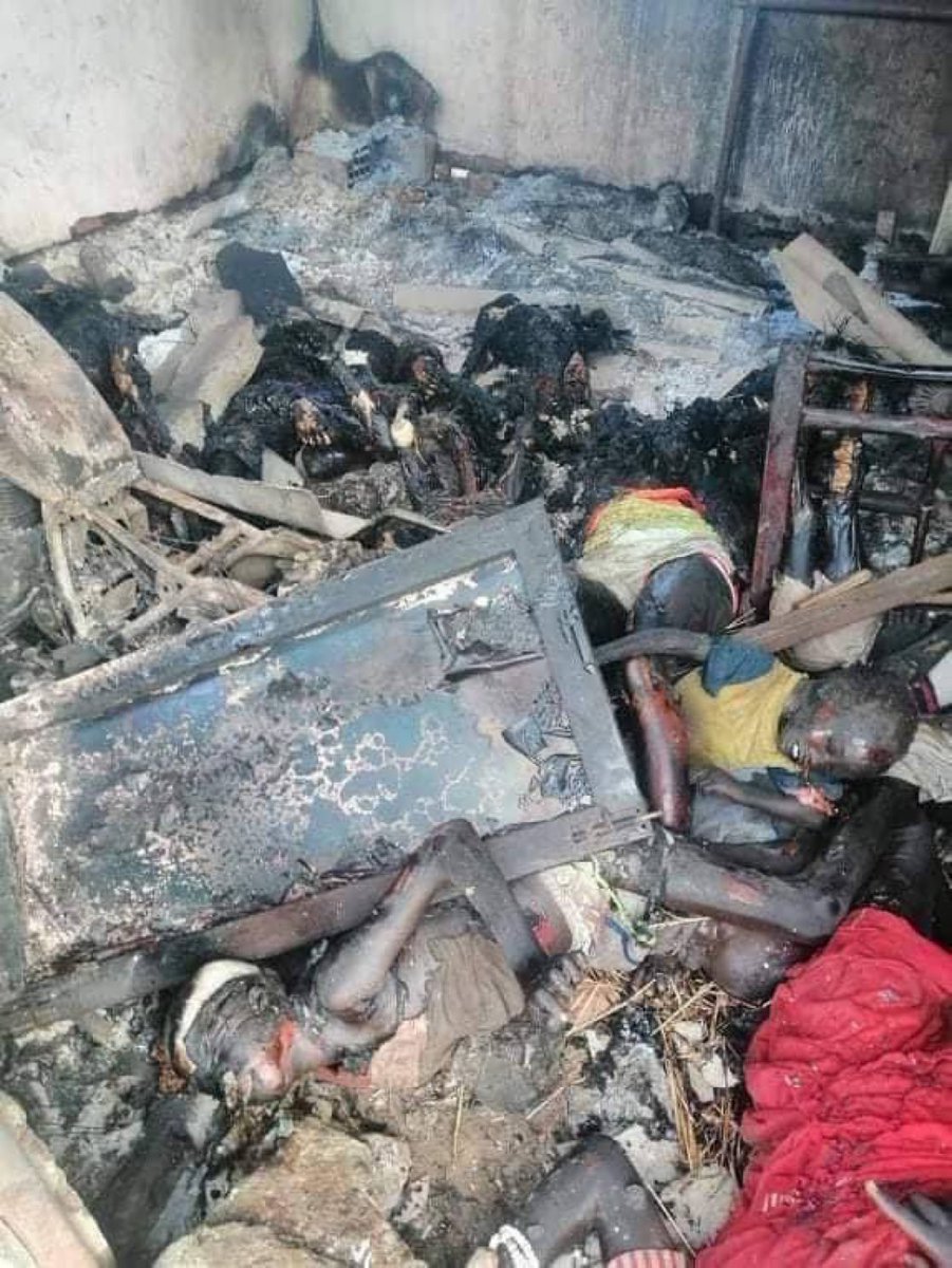 Emeliay8gk's tweet image. Children were burned alive in Sudan too.@CIJ_ICJ @UN 
#stopsudangenocide