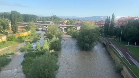 3CatInfoelTemps's tweet photo. El maig acaba amb molt de sol al matí i nuvolades amenaçadores i ruixats a la tarda al nord del país. Temperatures més baixes
➡️ https://t.co/LjyoRLVBj7
📌 #ElTer a Roda de Ter / Maria del Mar Isern https://t.co/SkklVHe6iN