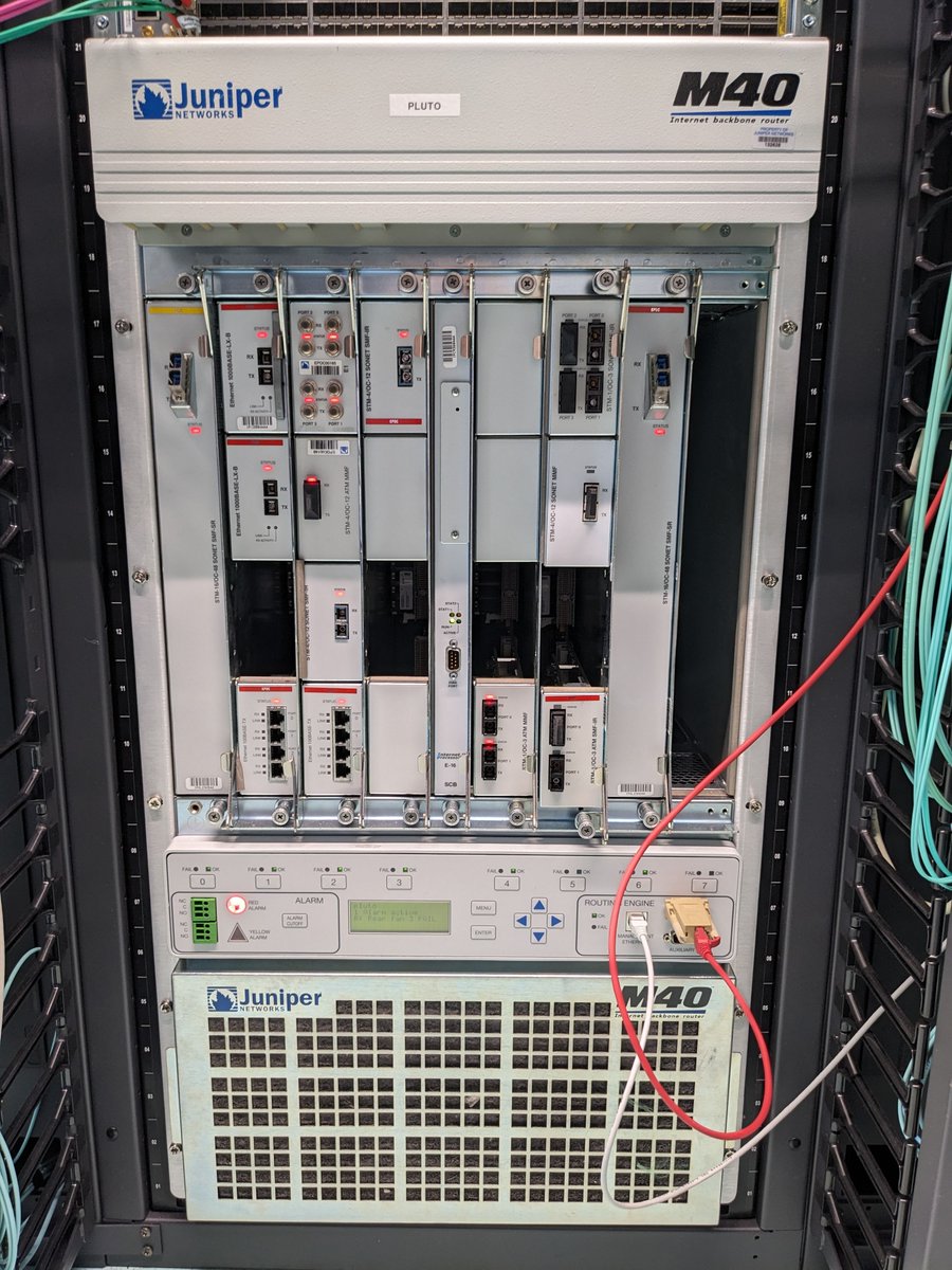 I ran across this beauty -  a @JuniperNetworks M40 router! A true piece of Internet history.