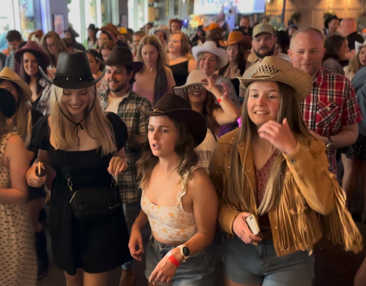Who's ready for a hoedown?! Tomorrow is our Country Brunch event taking place at Drake &amp; Morgan's The Anthologist Bar with Buck' N Bull Saloon! Dust of your dancing boots and get on down there!