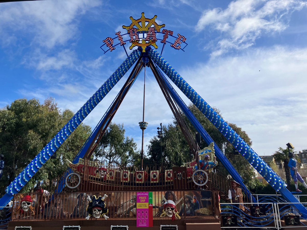 DreamlandMarg's tweet photo. To Do List....

🐠 Find your favourite animal on Noah's Ark. 
⚔️ Take a swing on the Pirate Ship. 
🫖Twirl around on the Cups &amp; Saucers.
🐞 Have a spin on the Ladybirds.

Plan your day here 👉 https://t.co/vtq2ryC2xQ https://t.co/iNoZTQLKzm