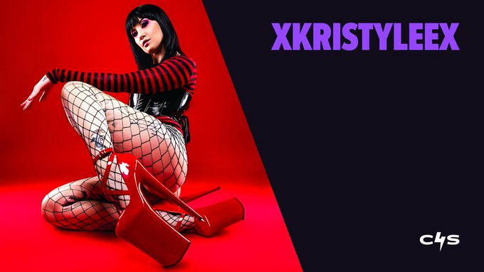 "I'm a Lifestyle Domme &amp;  I cater to many  fetishes. I enjoy the role of being in control &amp; having submissive<a href="/tag/c4smilf24"class="tags"><span>#c4smilf24</span></a>