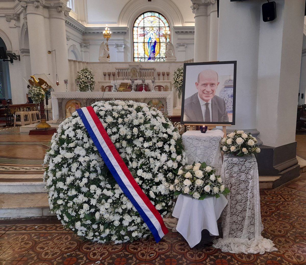 .@FranceinColombo & @francediplo_EN express their gratitude to @MFA_SriLanka for having organized the memorial service in remembrance of late Amb/@JFPactet 🙏 for HE Monsignor Brian Udaigwe for conducting the service. 🙏to all the distinguished guests & friends for attending