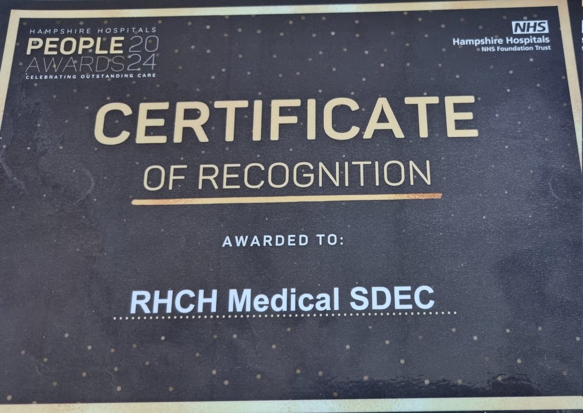 RHCH SDEC is thrilled to have received this certificate of recognition for our contribution towards improving patients flow and care, by extending our opening hours, taking calls from ED, GP, SCAS, 111 and supporting early discharges from the wards. Well done, team! 👏👏👏❤️🥳