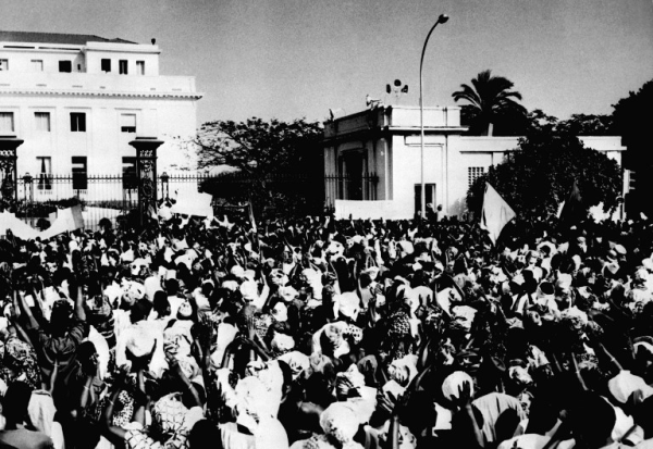 The 1968 general strike of workers in Senegal is the focus of the latest episode of @WrkClassHistory's On This Day in Working Class History #podcast at

spreaker.com/episode/30-may…

#1u #UnionStrong #LaborRadioPod #LaborHistory