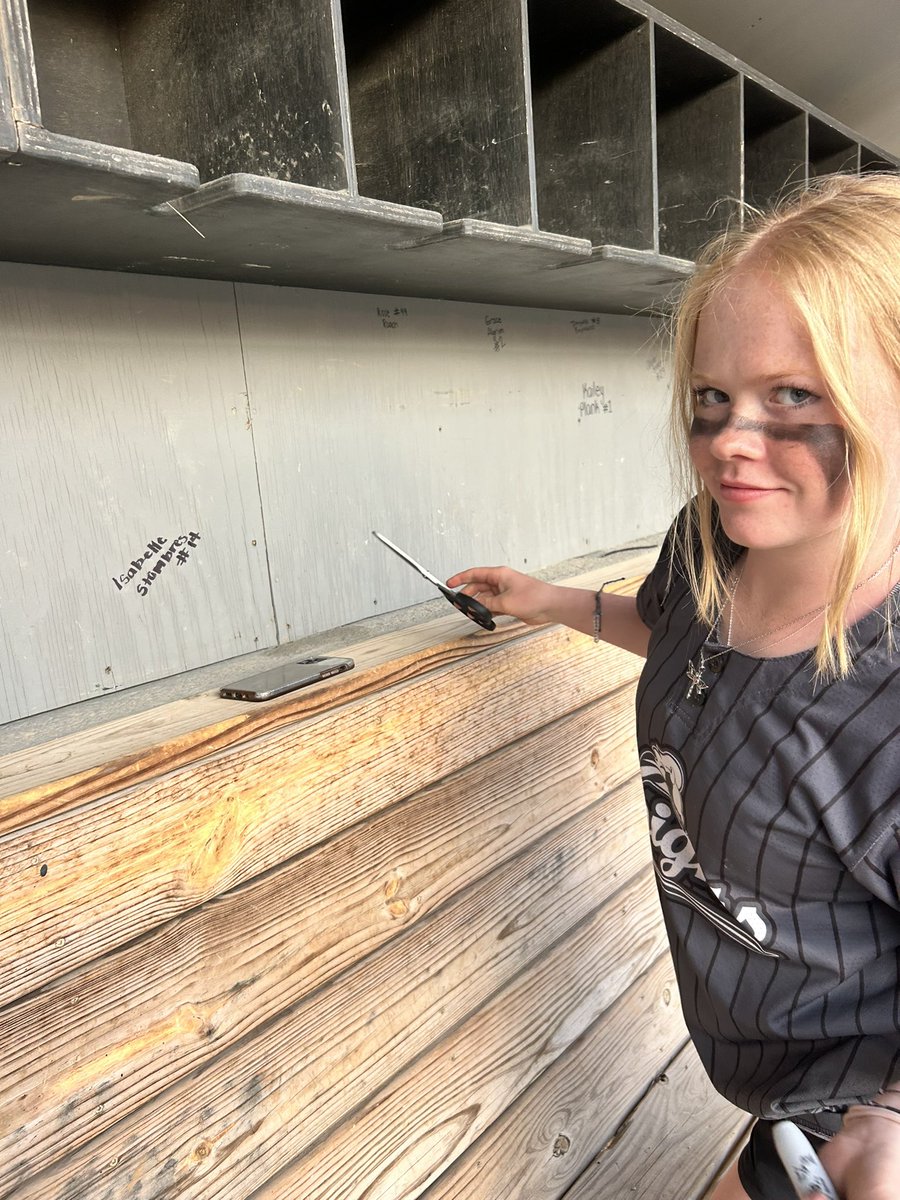 IsabelleStom's tweet image. Last time playing as a Knight. Goodbye @KanelandSb  🫶🏻✌️