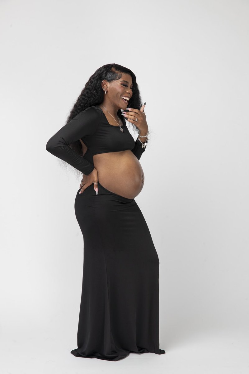 Laurynmakayla_'s tweet photo. I’m just in love 🥺 #5weeksleft https://t.co/EAL5lAnHr8