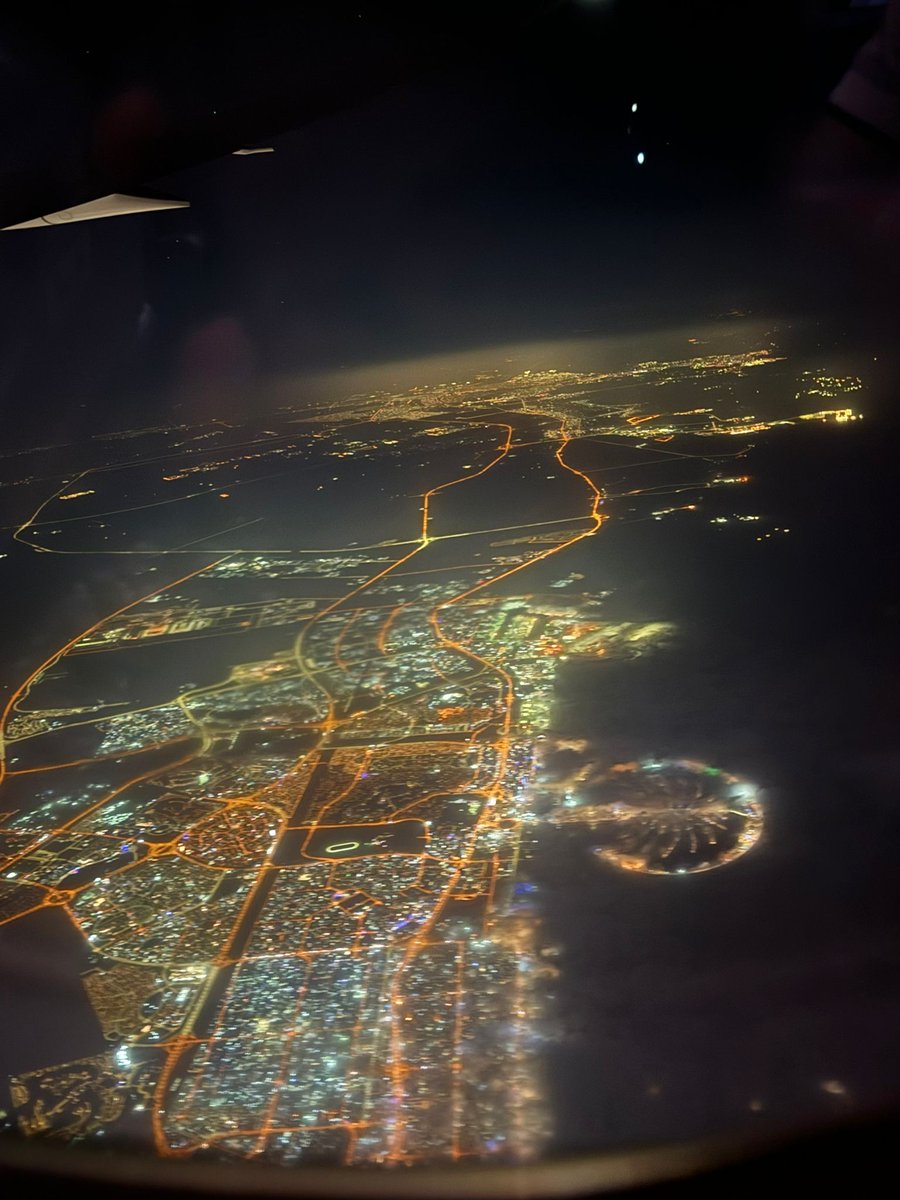 weatherwalay's tweet image. 🛑 Panoramic view of #Dubai from 37000ft via #OmanAir 

©️ #PakWeather