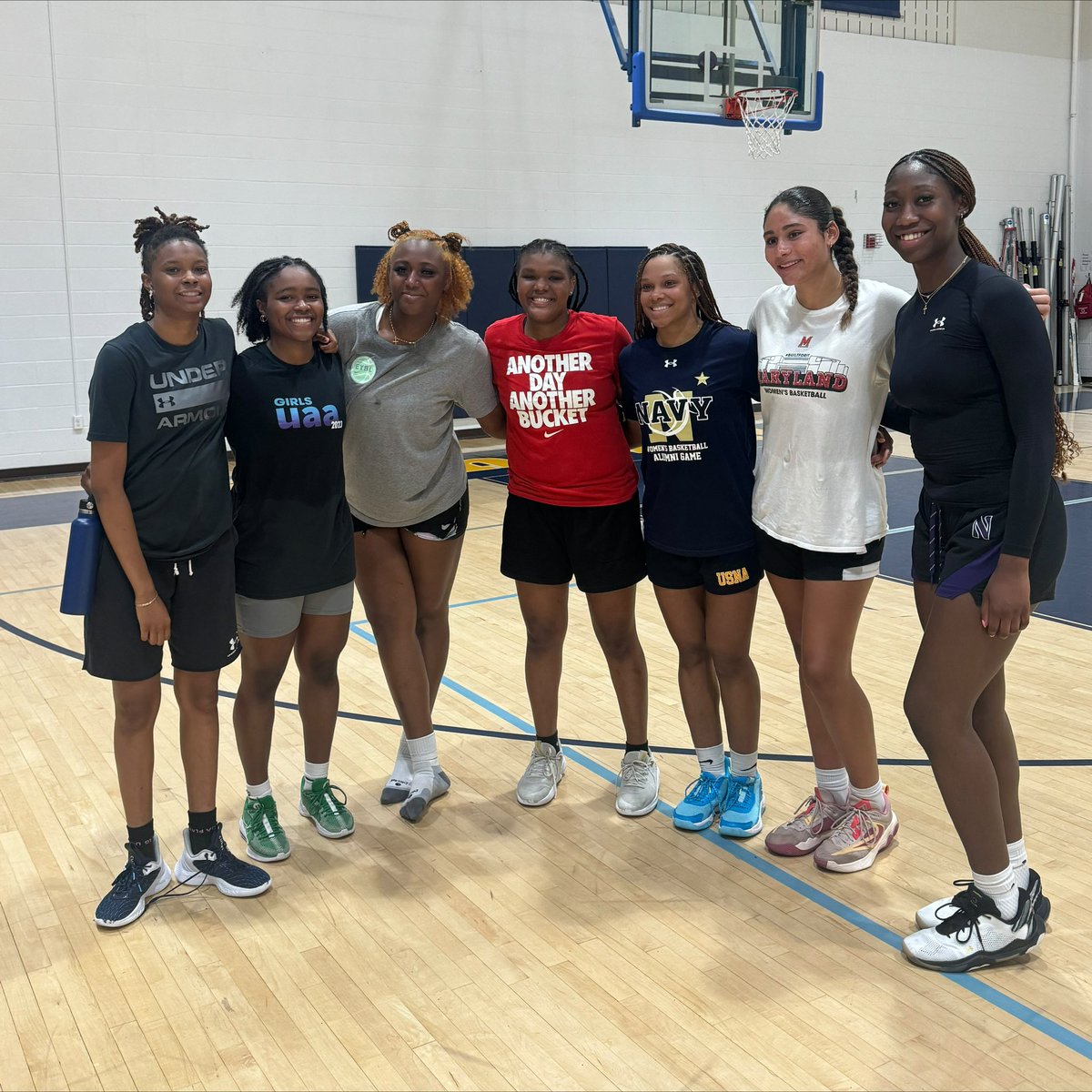 Thank you to this group of our alums who gave our 17GUAA team some work today. Great schools for these kids who continue to be role models for our players! #GLPFamily💙🖤💙 <a href="/NavyWBB/">Navy Women's Basketball</a> <a href="/nuwbball/">Northwestern Women’s Basketball</a> <a href="/GeorgetownWBB/">Georgetown WBB</a> <a href="/AU_WBasketball/">AU Women’s Basketball</a> <a href="/CAU/">Clark Atlanta Univ.</a> <a href="/WashU_WBB/">WashU Women's Basketball</a> <a href="/STACSpartans/">STAC Spartans</a>
