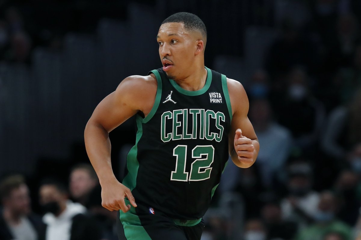 br_betting's tweet photo. You might have lost your bets tonight but at least you aren't Grant Williams 😅 https://t.co/XSmp8KGTZc