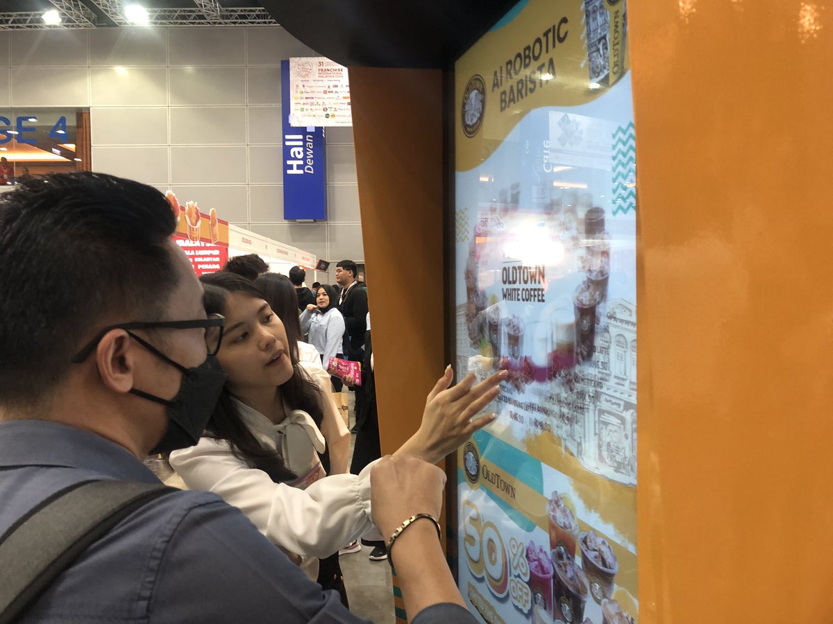 Menarik juga bukak bisnes vending machine <a href="/OldTown_WCoffee/">OLDTOWN White Coffee</a>