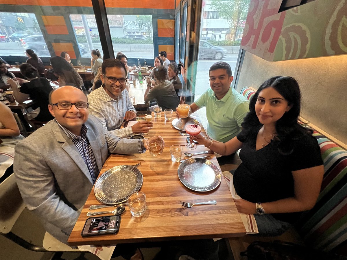 DrTGupta's tweet image. Great time reconnecting with colleagues and mentors in #nyc @MethodistHosp @HMHCardioFellow @SachinGoelMD @patelapurva @rooshaparikh. Look forward to all the great learning @OPCILive #electrosurgery workshop. @CathElectroSurg