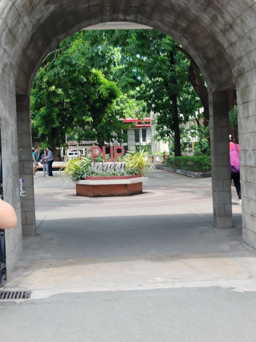 Kc_Mark88's tweet photo. Feeling estudyante ulit 🧑‍🎓🎒 https://t.co/JF7RfHeYSd
