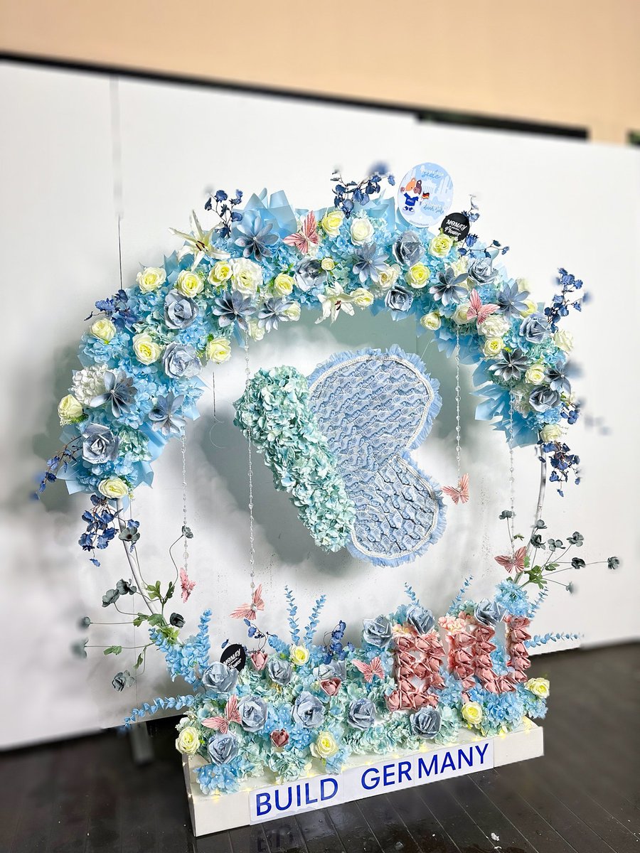 BuildGermany's tweet photo. BUTTERFLY MONEY BOUQUET 🦋

HBD 30 BIU PROJECT 🎁

from Build Germany FC
 &amp; Beyourluve for our Biu with lot's of luve 💙

(A Letter from beyourluve's will be added later 🥰)

You can Visit it on Booth 13 ✨️

#Biu30thBirthdayProjects
#BuildJakapan #Beyourluve https://t.co/3qZqtK33nV