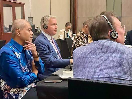 Canada in Indonesia tweet media