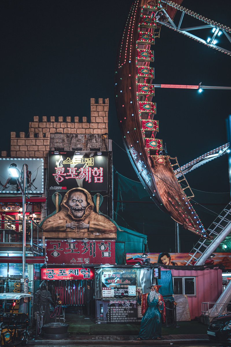 월미테마파크
Wolmi Themepark
_
#photography
#citypop #urbanphotography 
#cyberpunk #nightphotography 
#themepark #テーマパーク
#写真 #写真好き 
#写真好きな人と繋がりたい
#写真好きと繋がりたい