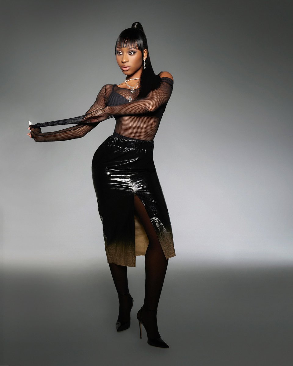 candy paint is out everywhere 🖤🍬 wanted to start my birthday off right and know that you guys have been asking. you already know the visuals are brewing but until then here y’all goooo. love you to the moon. normani.lnk.to/candypaint