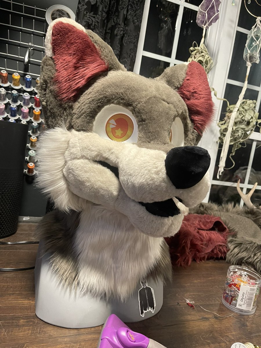 Doing finishing touches on this guy this week :) as my first head I’m really happy with how he’s coming out. Thinking of R@ffling him off! #fursuit