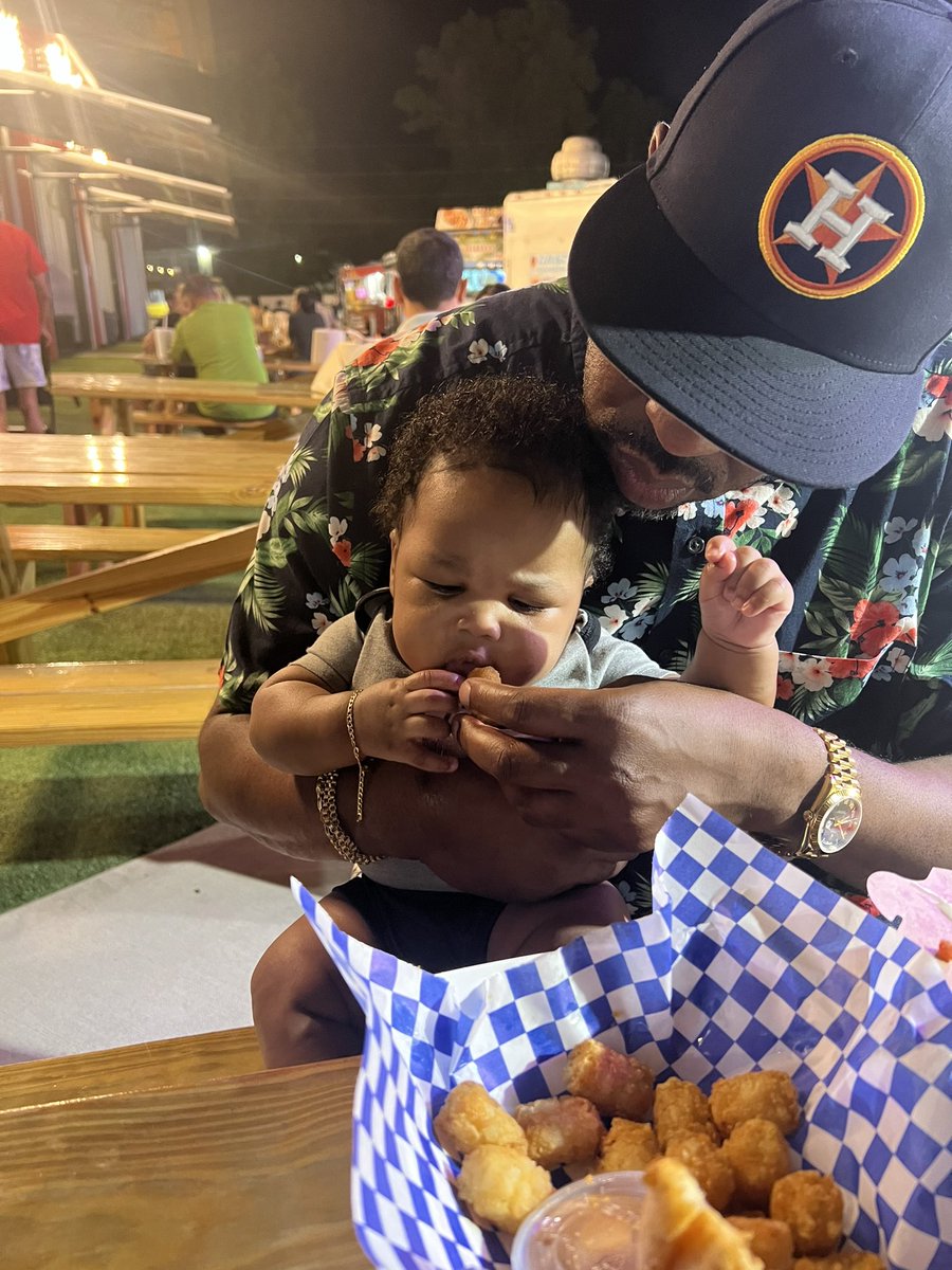 SAFcoachnate's tweet photo. 5 month ain’t it? #everythingisGRAND #LilFella https://t.co/1rpgEGFN1Q